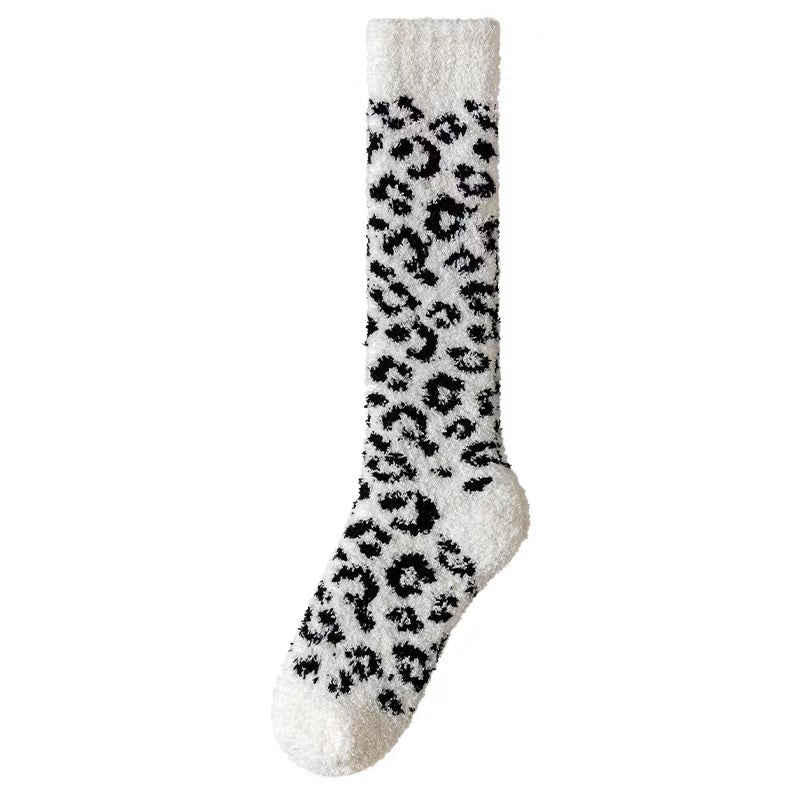 Cozy Socks women's Cozy chic Luxurious Soft - Black and White